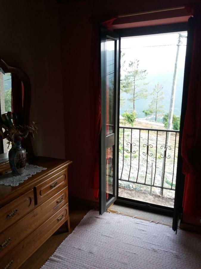 Hotel Gite Cantinho Davo Campea Exterior photo